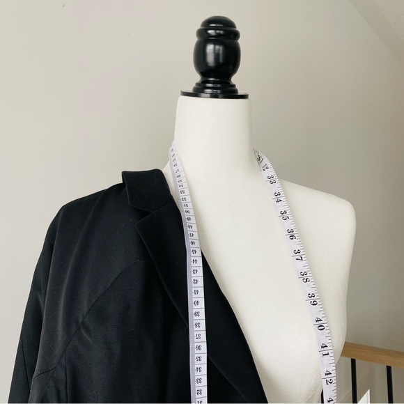 Classic Staple Blazer - Picture 8 of 14